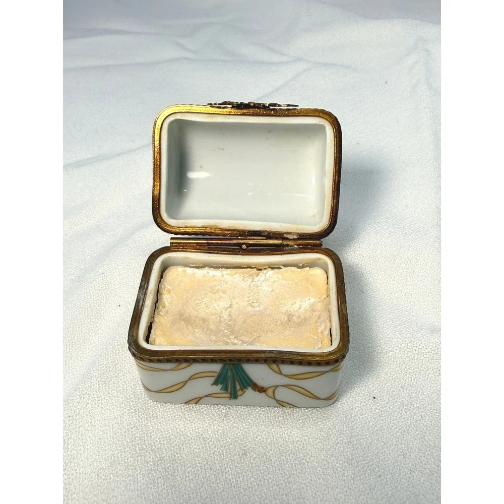 RARE, Limoges Trinket Box Special Edition for Giorgio Beverly Hills #888 /1,050